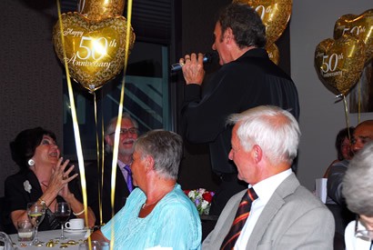 Tom Jones fan