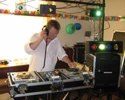 Aron Lee Disco, Wedding DJ