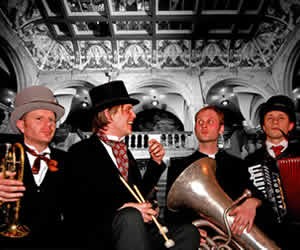 The Dead Victorians, Unusual Live Music