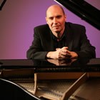 Gary Davies, Wedding Pianist available to hire for weddings in Denbigh
