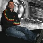 Hire (Robbie Williams) Mike Andrew, Tribute Bands from Alive Network Entertainment Agency