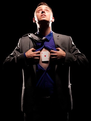 Simon Si , Magician