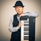 Click for a bigger image of Gary Llewelyn