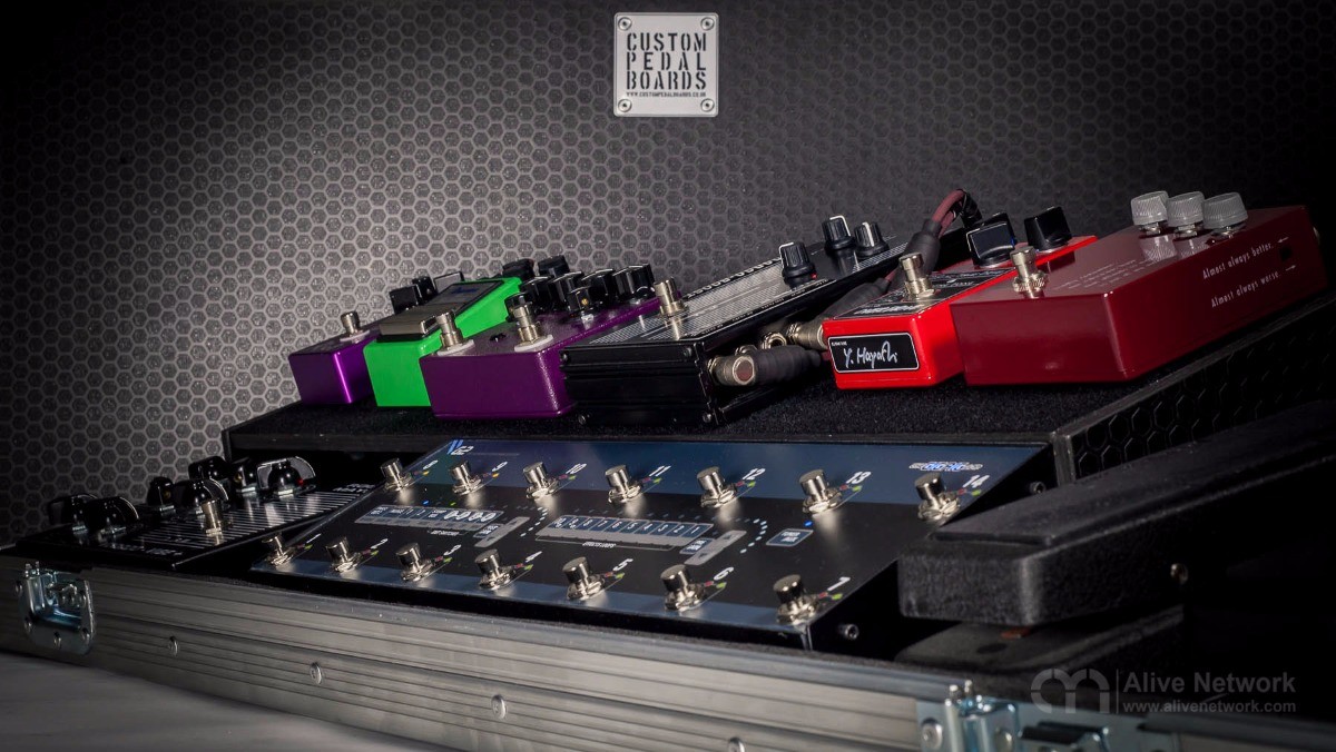Custom Guitar Pedal Boards Review | Alive Network