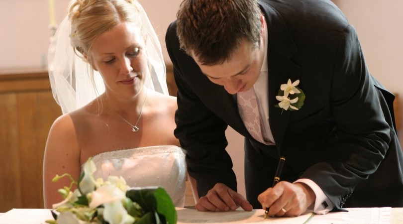 Music during the signing of the register