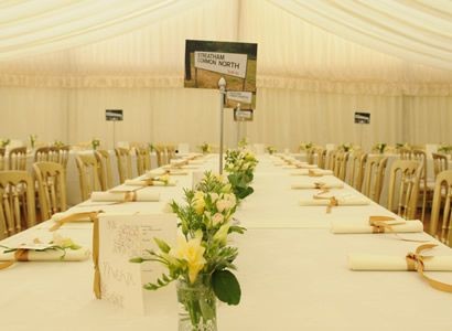 Tables marquee