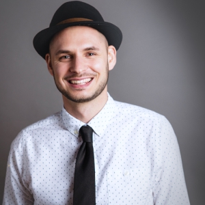 Jon Andrews Pianist London