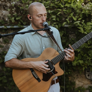 Joe Brian | Singer Guitarist Hampshire | Alive Network