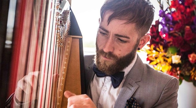 Booking a harpist