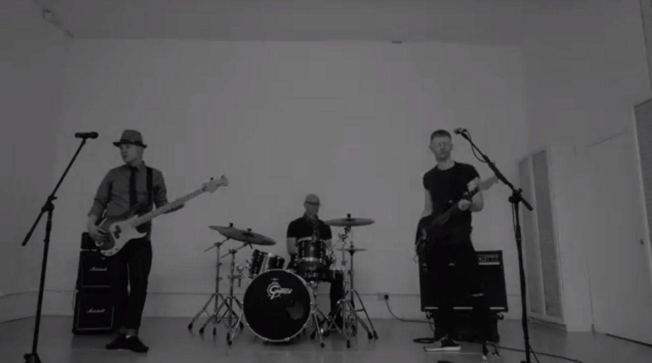 Resident Heroes video live band 
