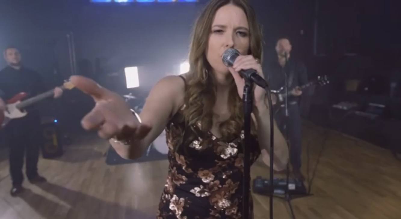 Alpha video live band 